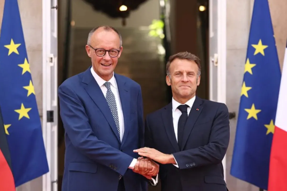 Macron y Merz pedirán a Trump que imponga sanciones si Putin no se sienta con Zelenski