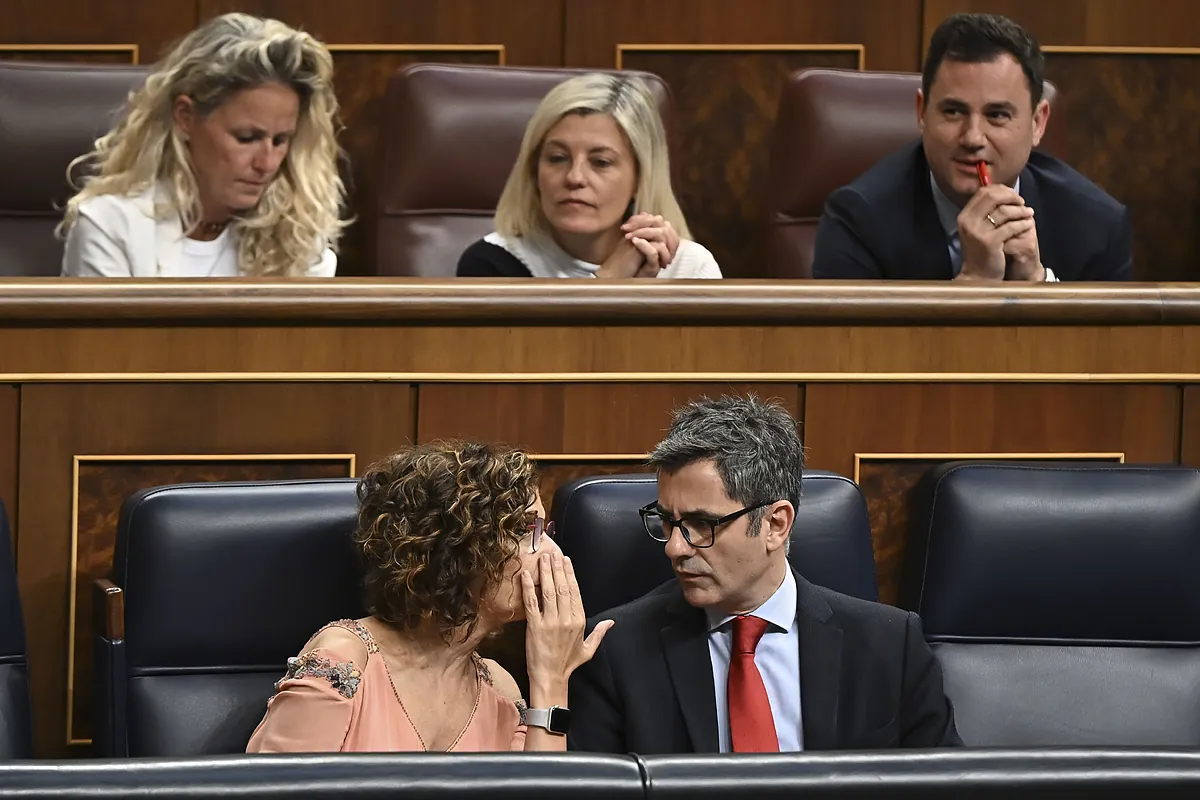 El Gobierno lamina el poder de veto del Senado enmascarándolo en la Ley de  Paridad | España