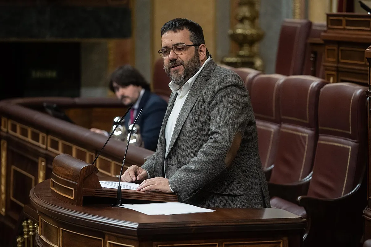 Los nacionalistas mallorquines de Més se plantean que su diputado rompa con Sumar y pase al Grupo Mixto en el Congreso