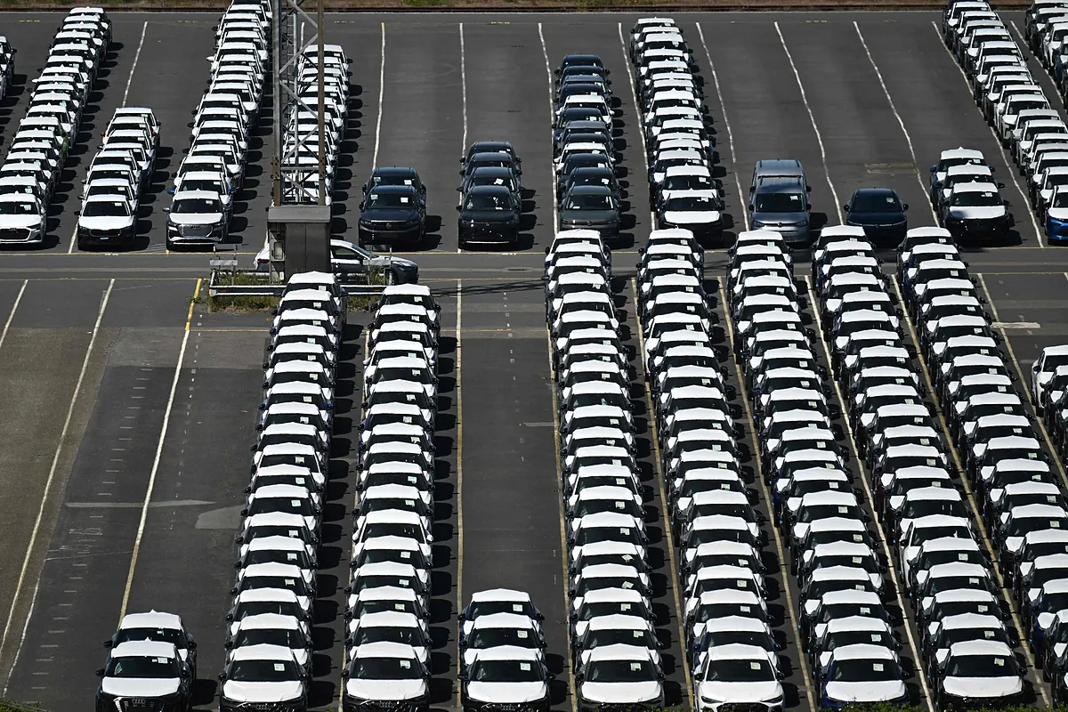 A la cárcel dos ex directivos de VW por el 'dieselgate'