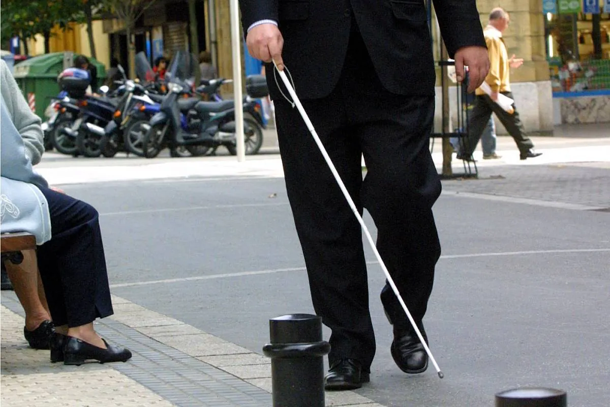 Denuncian a un falso ciego que cobró más de un millón en ayudas en Italia durante 50 años