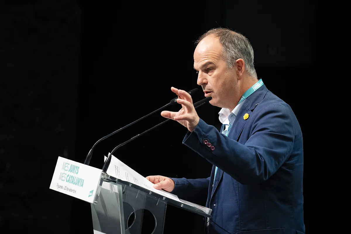 Kumtlar şimdi bölgesel çatışmayı tedirgin ediyor: “Katalanların parasıyla, Endülüsler spor salonunu ve compaa şirketini sübvanse ediyor”