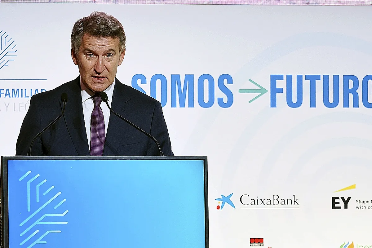 El PP promete bajar los impuestos y menos burocracia para tres millones de autónomos: "Vamos a recuperar la clase media"