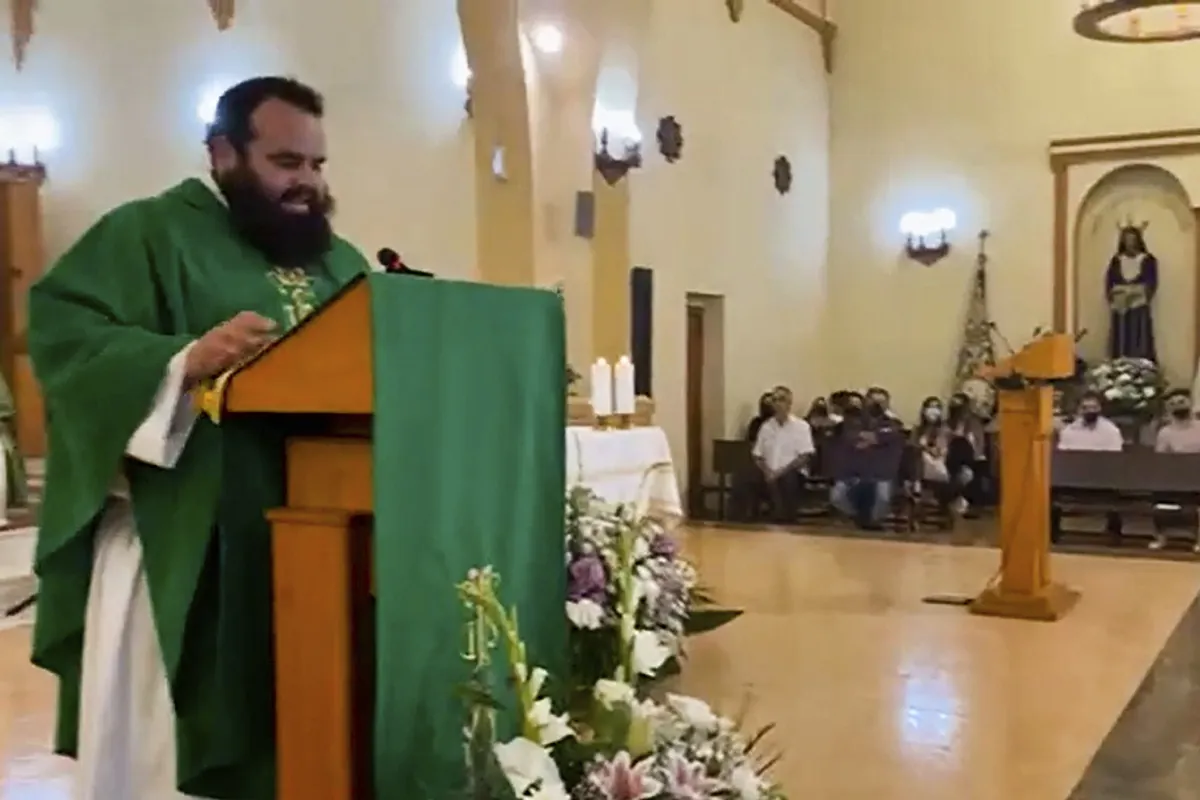 El Fiscal pide 72 años de cárcel y 1,2 millones de euros en indemnizaciones para el cura de Velez-Málaga acusado de drogar y violar a cuatro mujeres