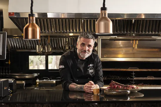 Ruge, el restaurante entre pinares donde el chef Rubén Iborra redescubre el placer de cocinar con arroces y brasas