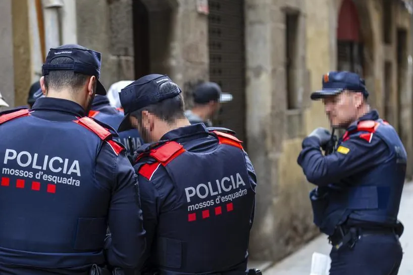 Los Mossos investigan una agresión sexual de tres adolescentes a una menor en Gironella