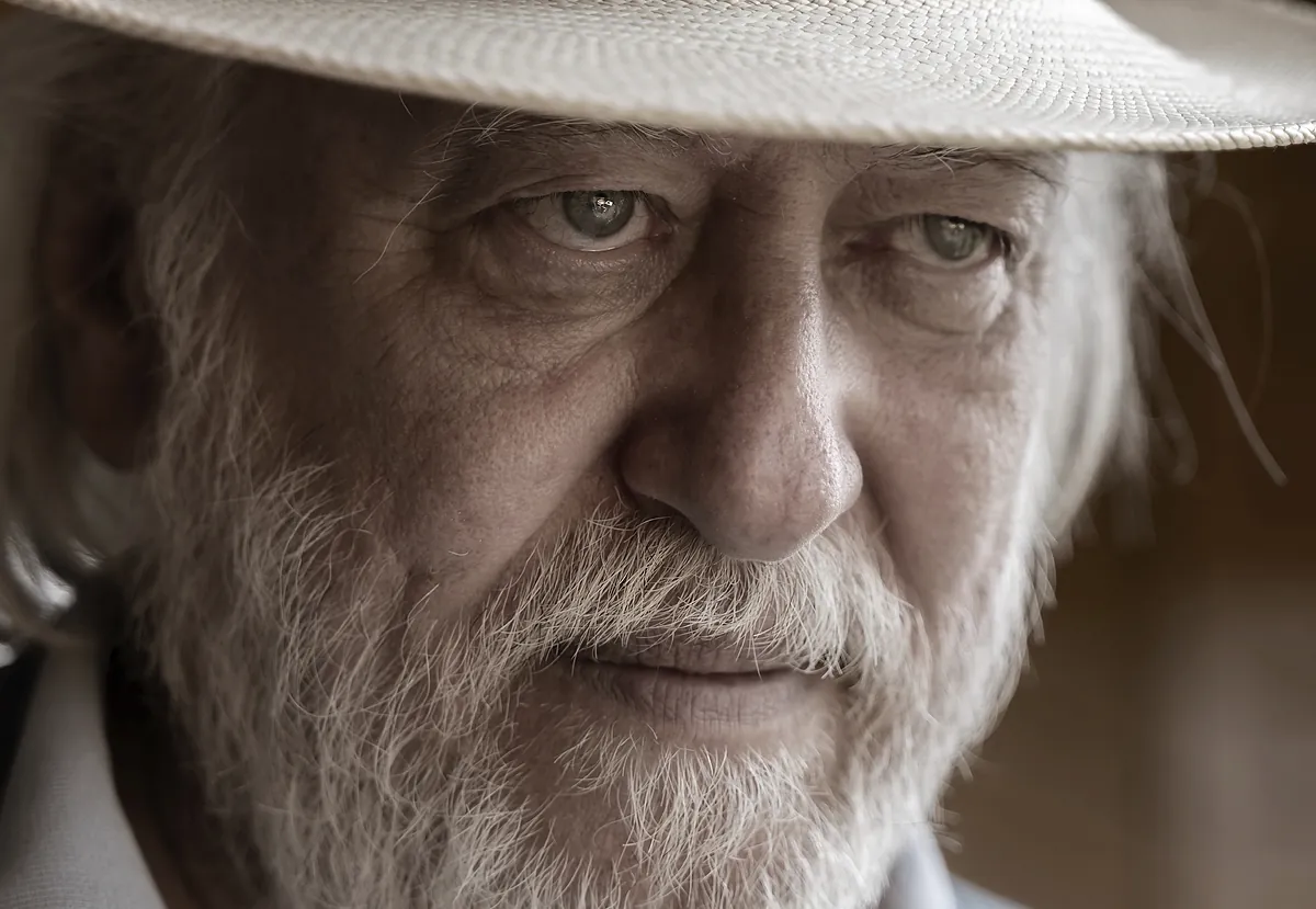 László Krasznahorkai, premio Nobel de Literatura 2025 por "reafirmar el poder del arte en medio del terror apocalíptico"