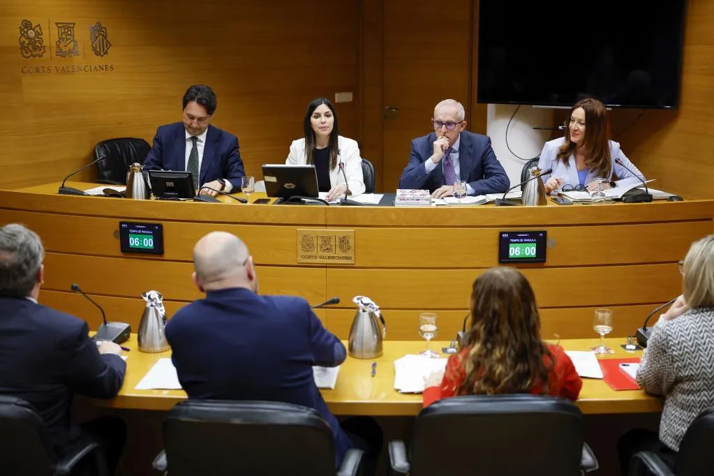 PP y Vox pactan la comisión de investigación de la dana con las comparecencias de Sánchez o Mazón pero sin citar a las víctimas