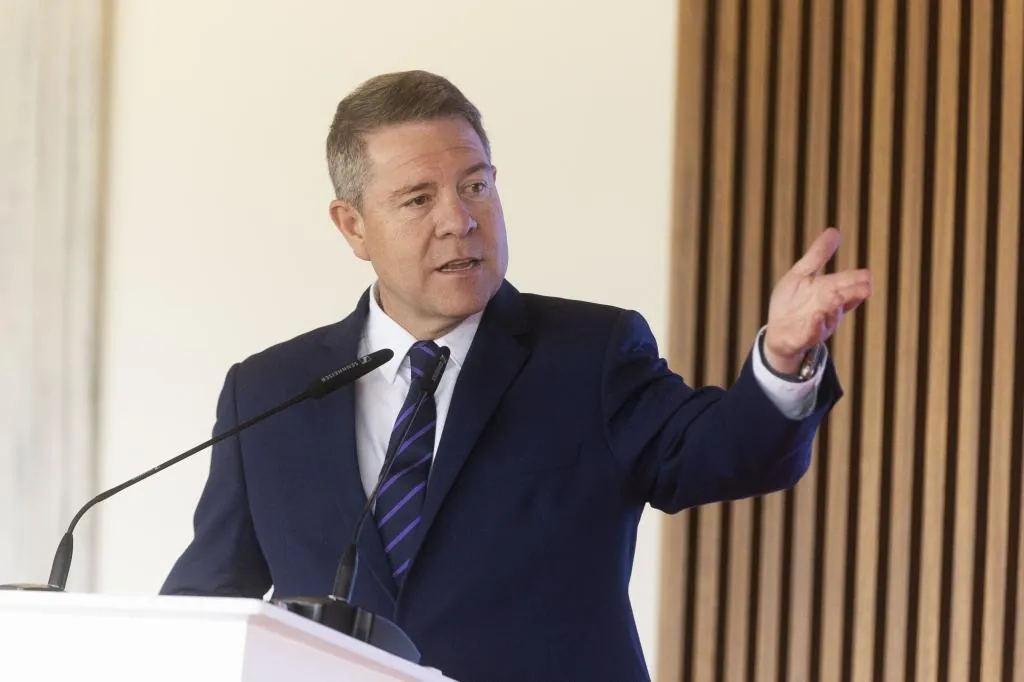 Page urge al PSOE a  atajar por completo cualquier especulación sobre trabajos sucios o coaclas  dentro del partido