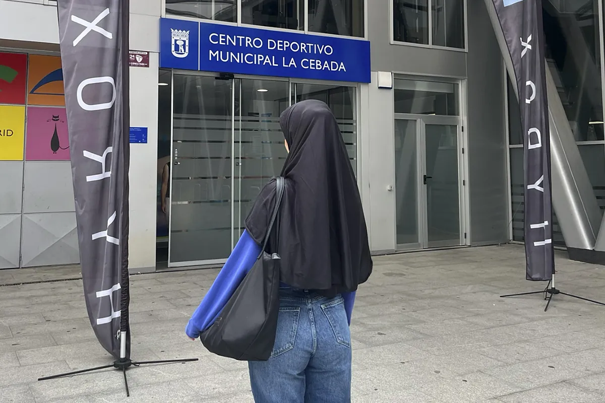 Operación Burkini en piscinas públicas:  Nos atacaban y nos tachaban de sucias 