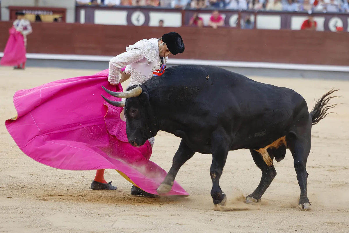Toros Feria de San Isidro 2025: quién torea hoy viernes 30 de mayo y dónde ver la corrida en TV