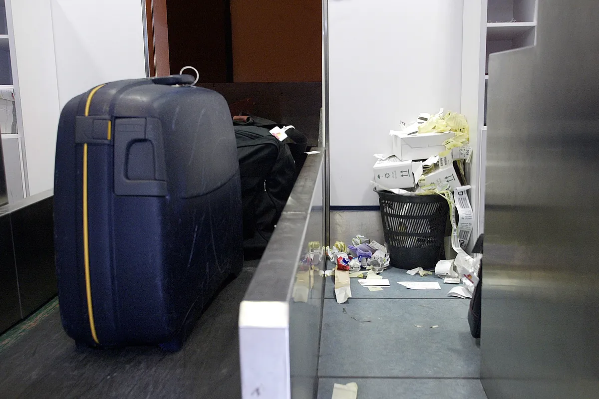 El servicio de limpieza del aeropuerto Madrid-Barajas convoca una huelga indefinida desde el miércoles 9 de abril