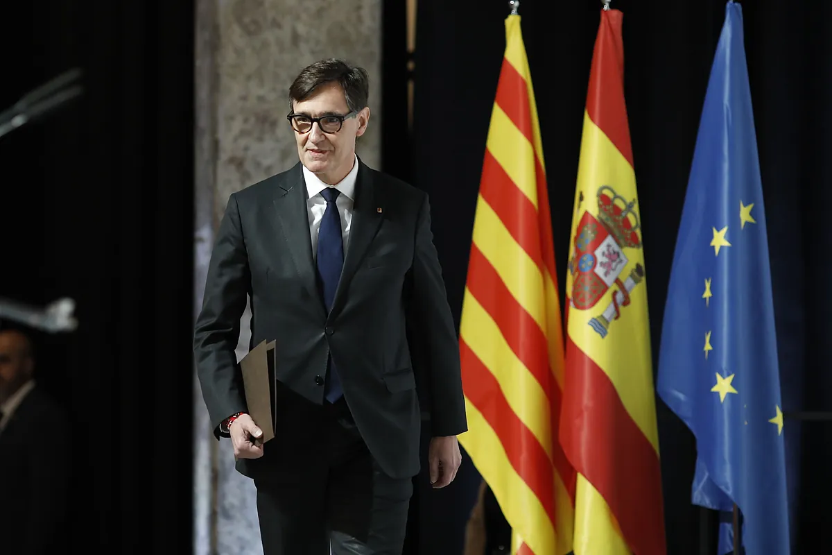 Despliegue de Illa para cautivar en Madrid: 200.000 euros en 10 viajes a la capital