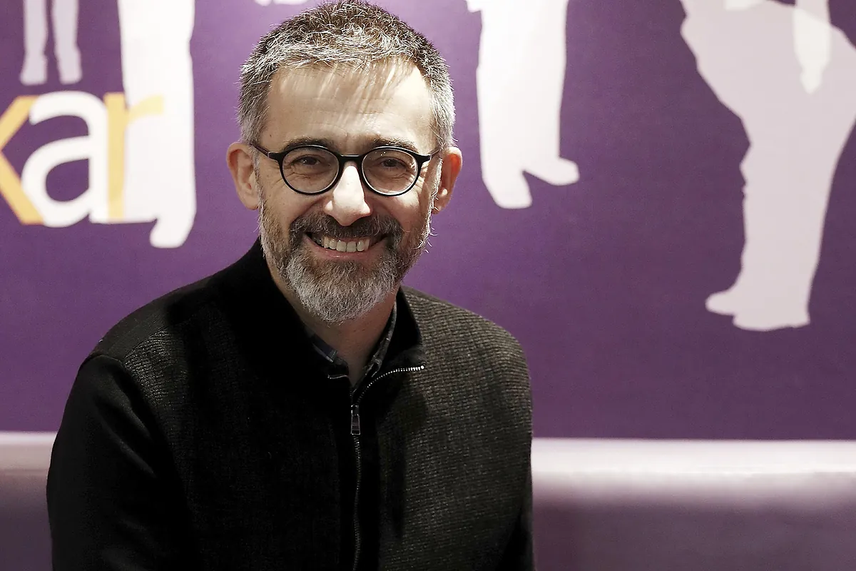 Milei, Macri'ye tavsiyede bulunan “ihanet” e atmaya çalışır