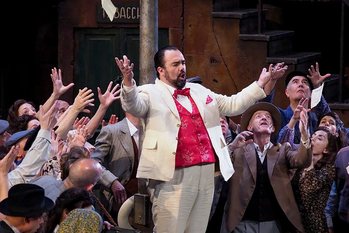 'L'Elisir d'amore', Javier Camarena'nın nostaljik bakışıyla Liceu'da yeniden canlanıyor: “Neşe var, dostluk var, aşk var”