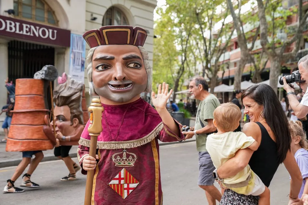 Fiestas de Poblenou 2025 en Barcelona: cuándo empiezan, programa y conciertos destacados