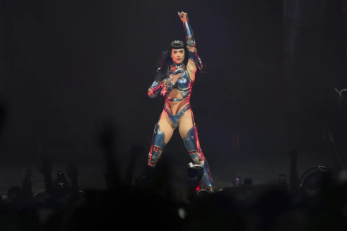 Katy Perry, primera cabeza de cartel de O Son do Camiño 2026, promete llevar un universo de fuego, color y éxitos pop a Santiago de Compostela