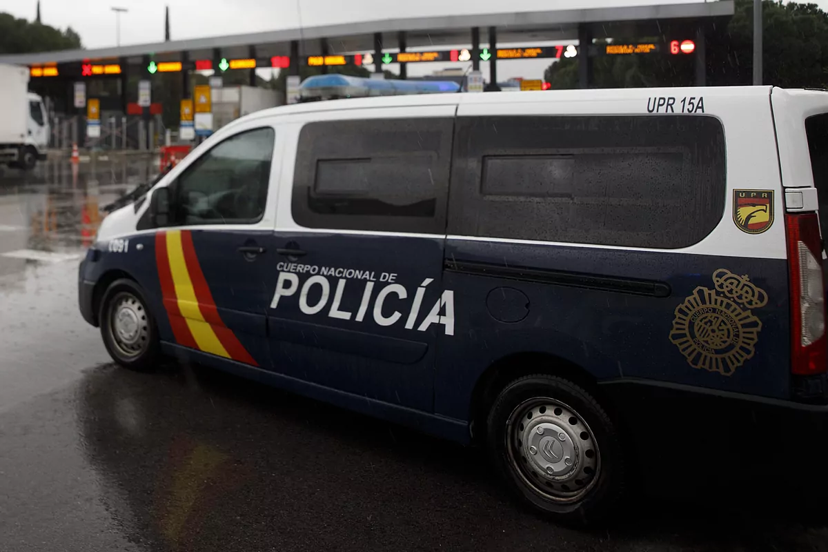 Muere un hombre de 20 años y otro resulta herido por arma blanca en una reyerta junto al Hospital General de Alicante