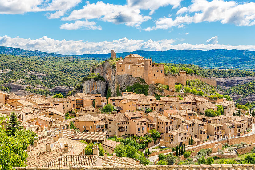 LOS PUEBLOS MAS BELLOS DE ESPAÑA Cinco de los pueblos más bonitos de España para escaparse en