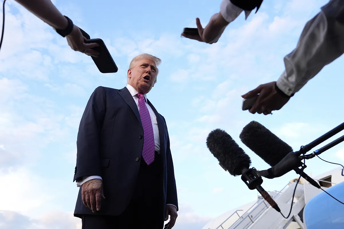 Trump asegura haber destruido una segunda lancha en aguas internacionales matando a "tres nacorterroristas venezolanos"