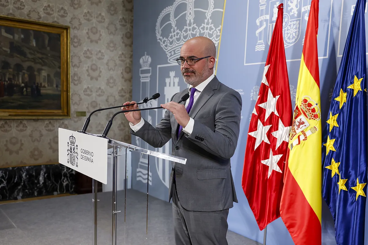 La Delegación del Gobierno acusa a Pozuelo de  racismo preventivo  por ordenar el cierre del centro de acogida y la Comunidad lleva al Supremo el acuerdo migratorio