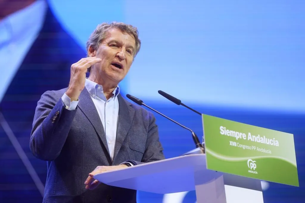 Feijóo acusa a Sánchez de romper la independencia judicial e interferir en el Supremo por decir que el fiscal general es inocente