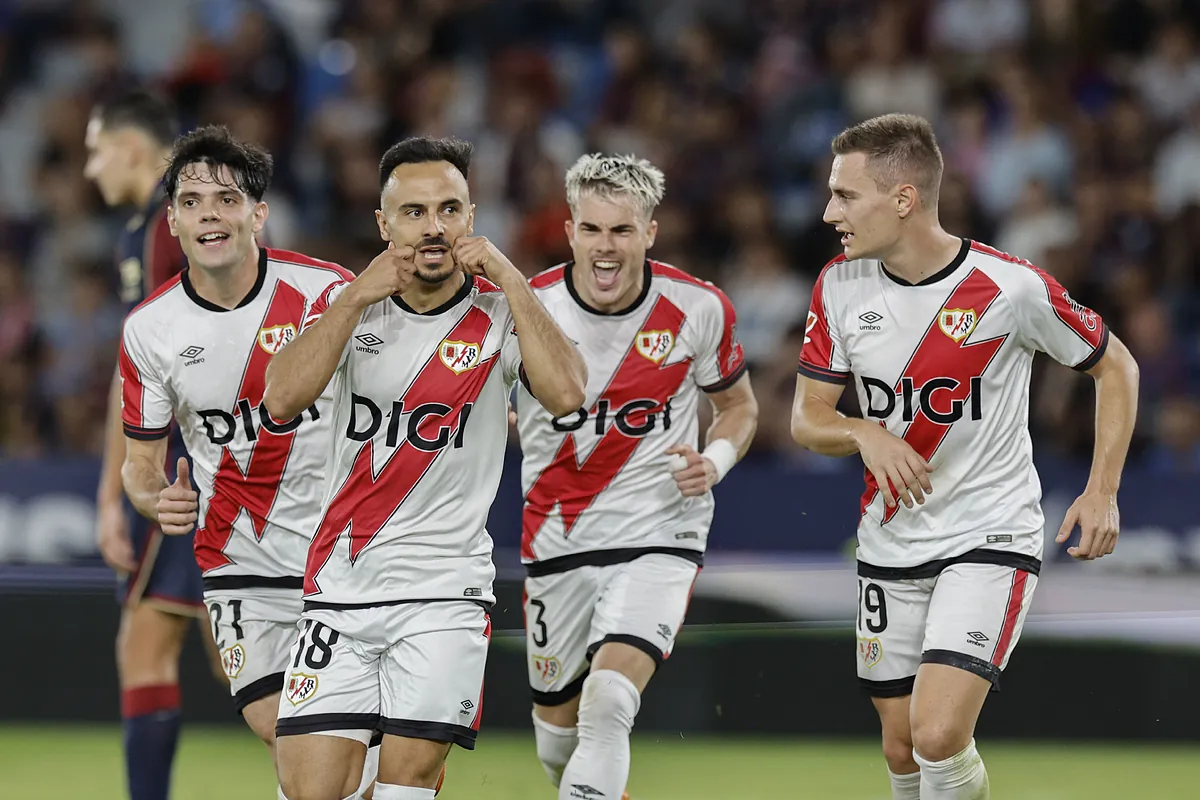 Häcken - Rayo Vallecano: horario y dónde ver hoy por TV la Conference League