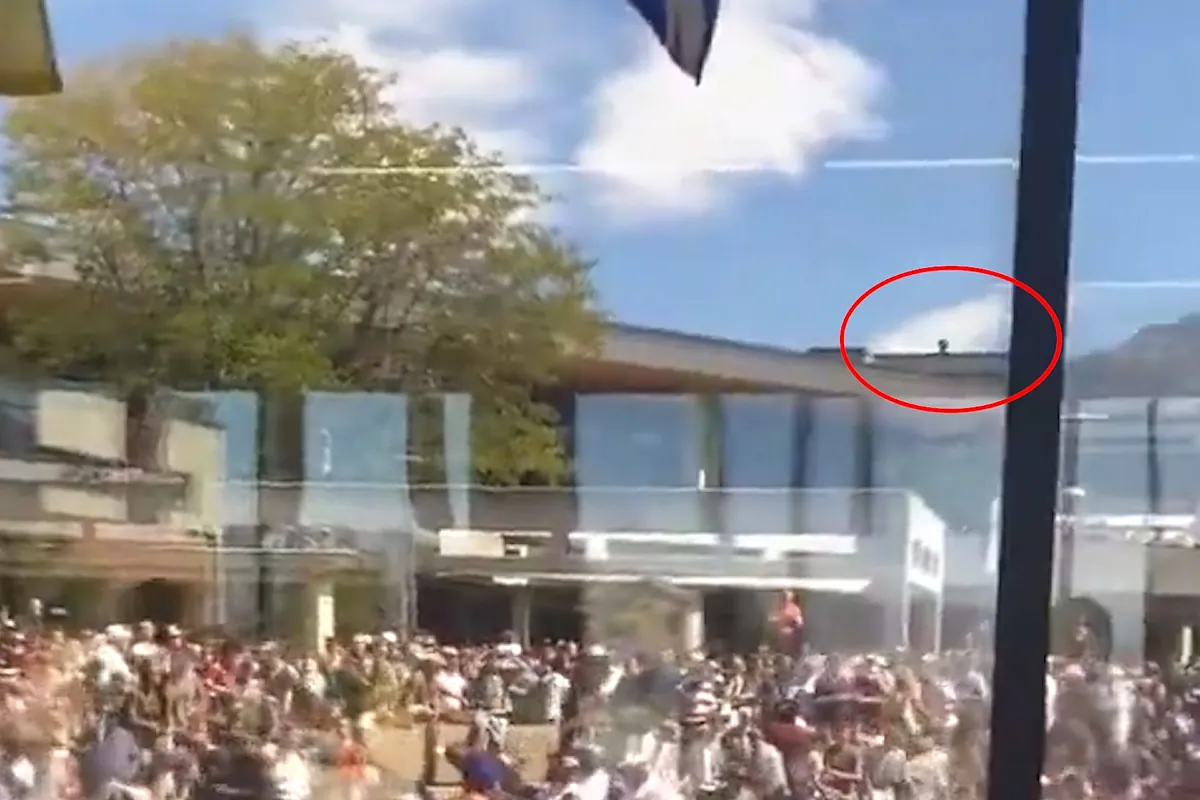 Graban al posible tirador en un tejado justo después del asesinato de Charlie Kirk
