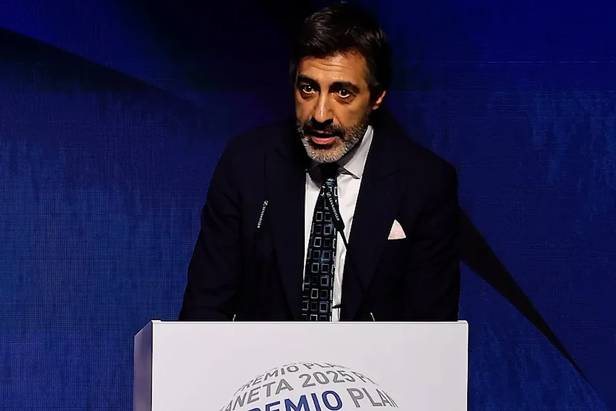 La romántica dedicatoria de Juan del Val a Nuria Roca tras ganar el Premio Planeta 2025