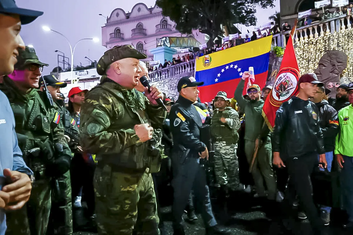 Maduro se revuelve ante la inminente operación en tierra de EEUU: "No a los golpes de Estado de la CIA, no a los cambios de régimen"