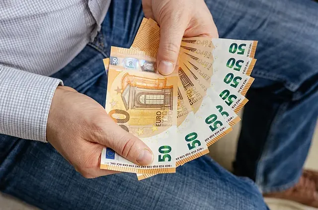 High-Yield Savings Accounts: August 2025 Rates Up to 3.15% - News Directory 3