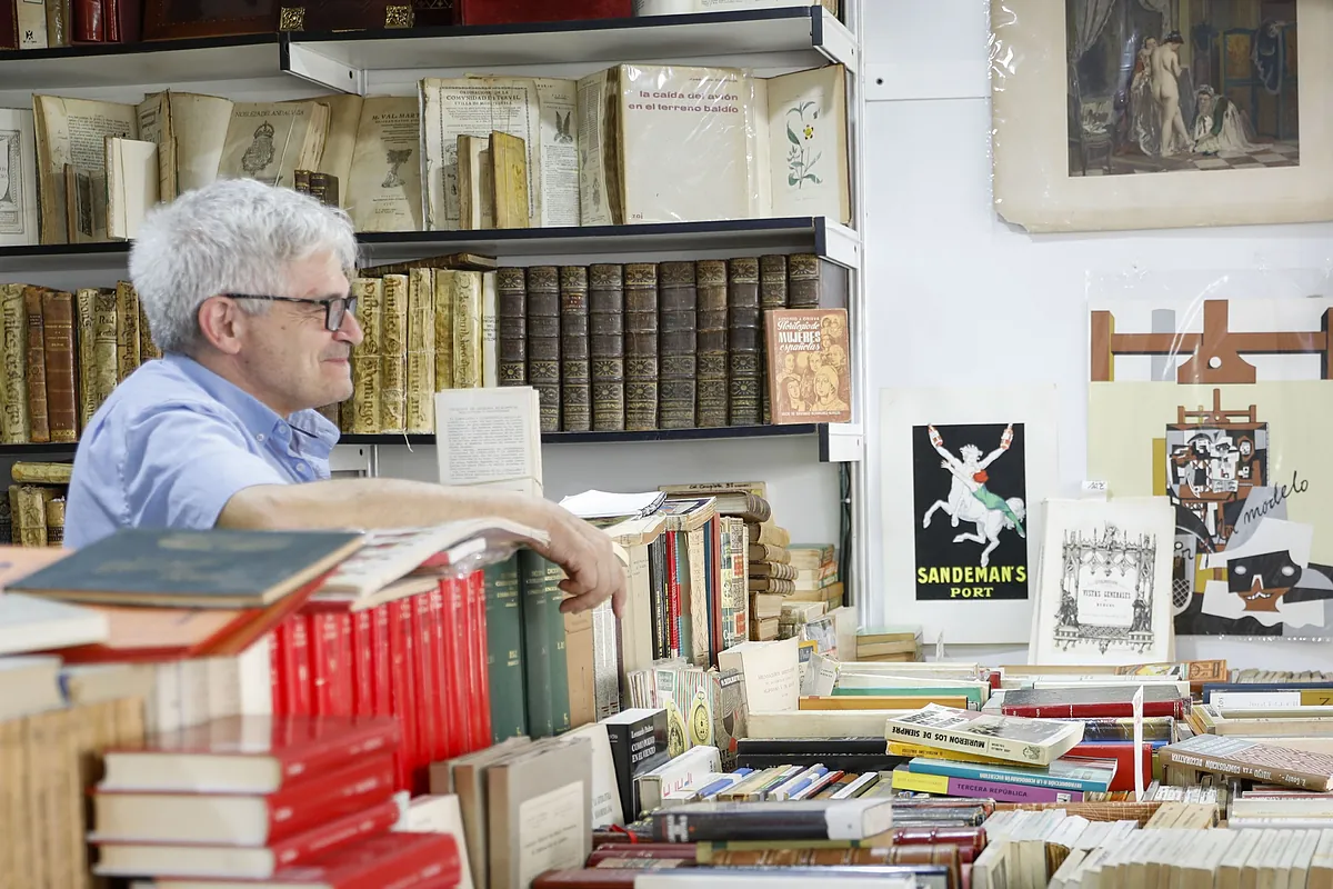Antonio Machado, 'presente' en la Feria del Libro Antiguo y de Ocasión de Madrid