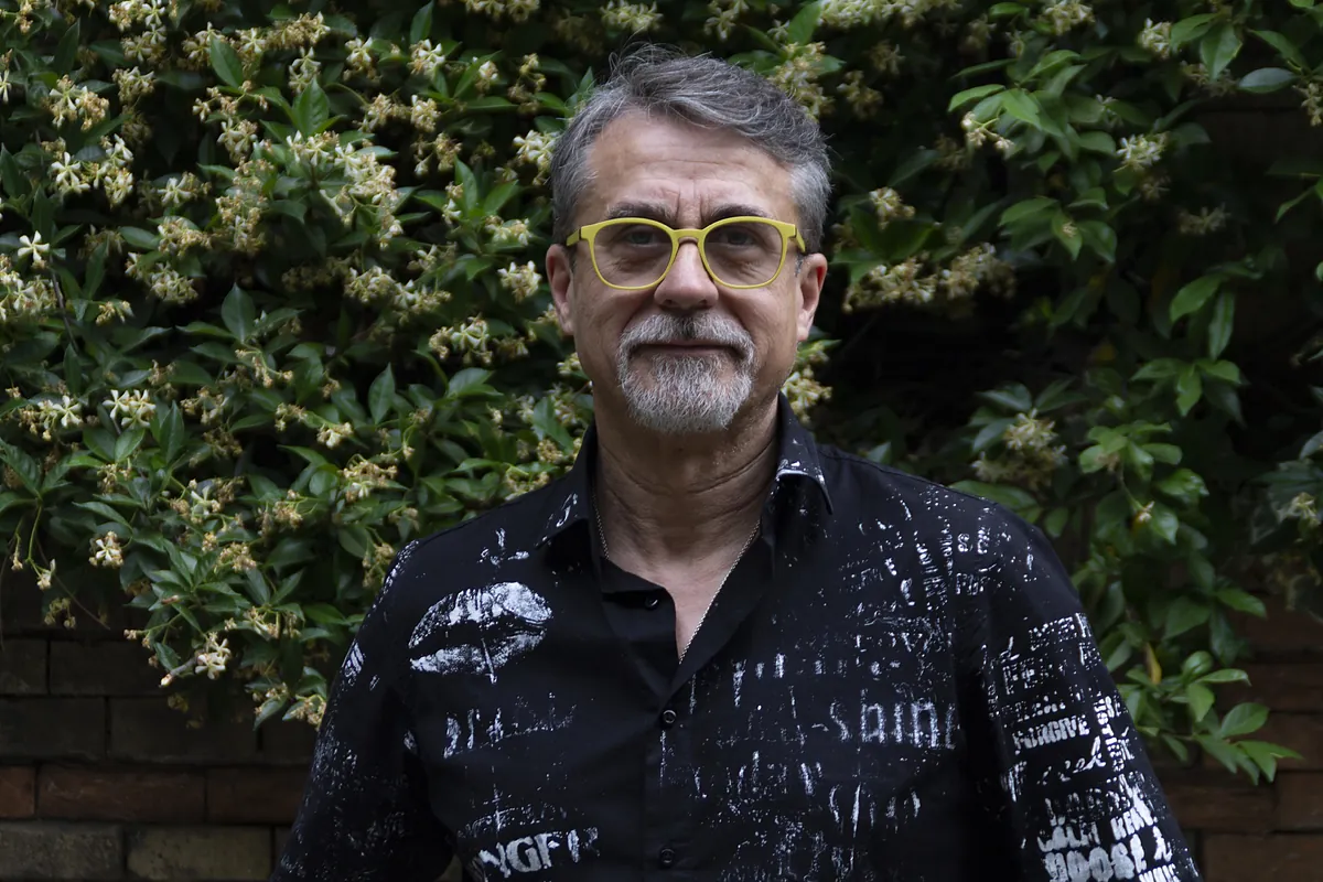Alfredo Corell, autor de  Inmunidad en forma :  Como inmunólogo, me da rabia que demonizar la inflamación sea una moda 