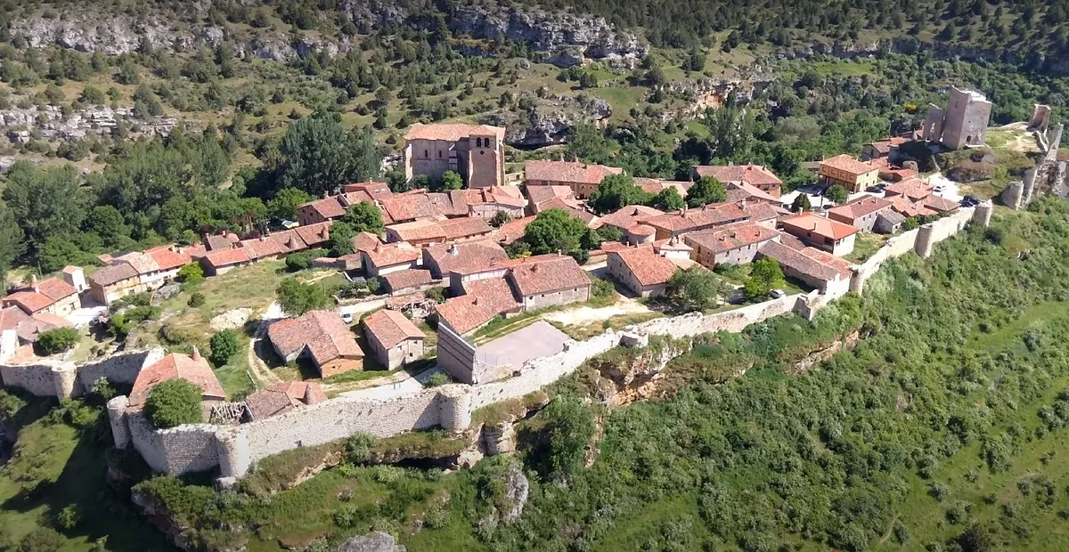 El pueblo de Soria en el que se ha parado el tiempo: una leyenda, patrimonio medieval y rodeado de naturaleza
