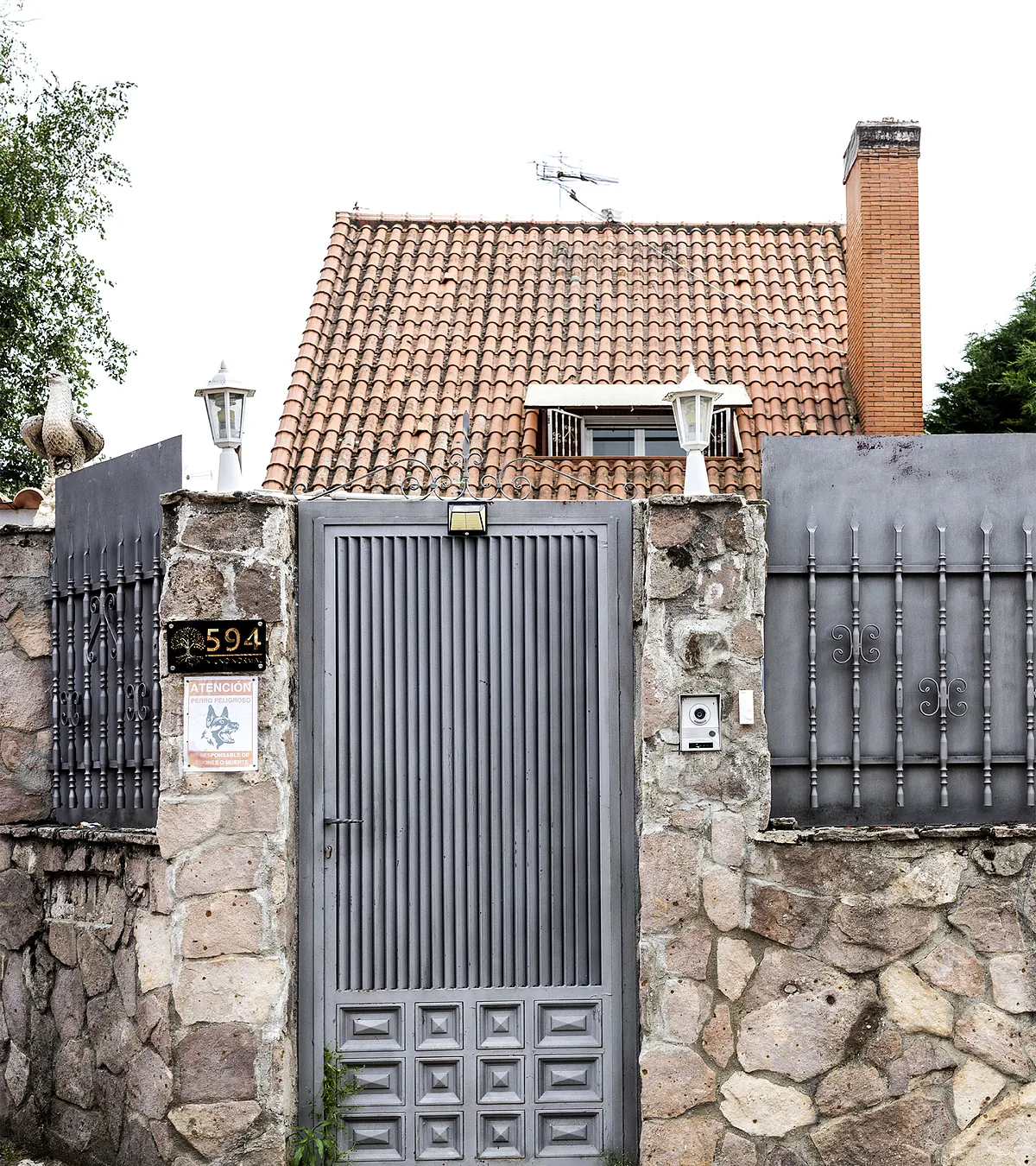 El chalé de Pioz donde Patrick Nogueira descuartizó a sus tíos y primos:  Pasaron los asesinatos y mi hija me dijo:  Esa casa va a ser mía  