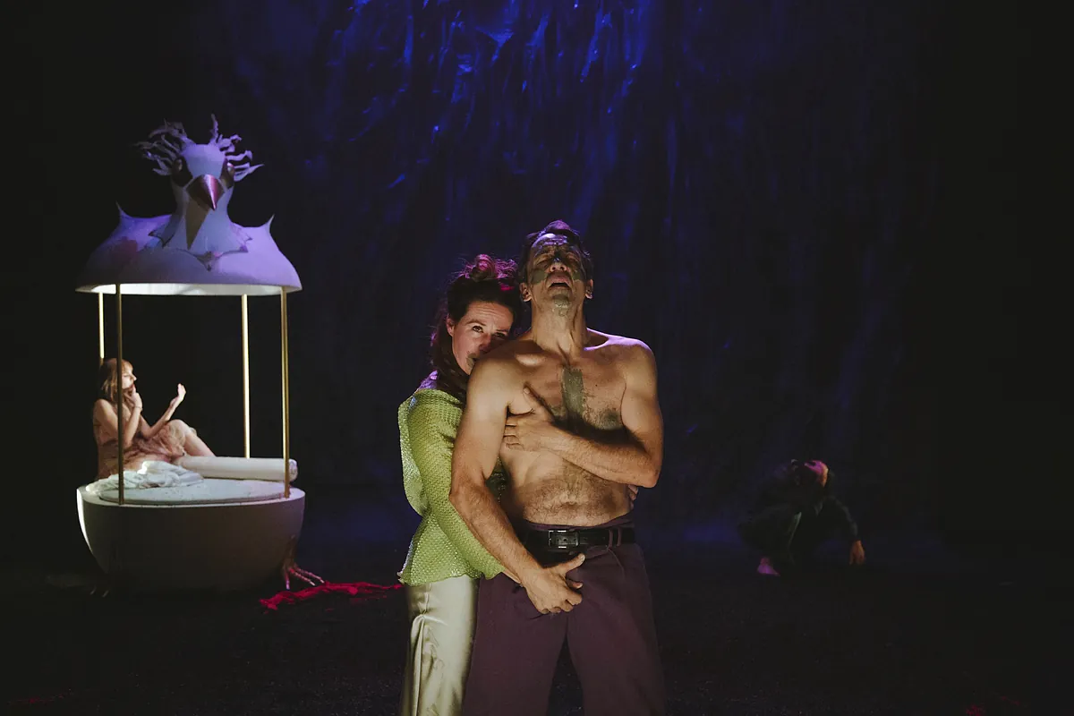 Los coordinadores de intimidad llegan al teatro: "Ya no vale la excusa de ser un actor muy apasionado para meter mano o dar un beso con lengua"