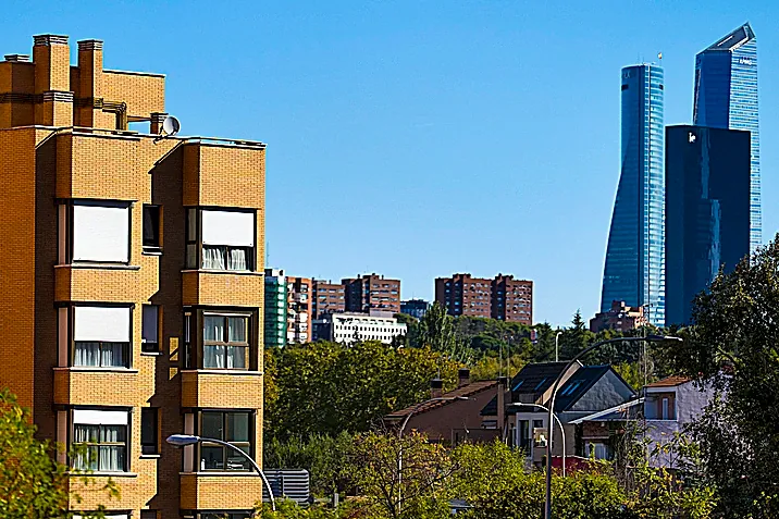 España pierde el 3% de su oferta de alquiler, con las mayores caídas en las zonas tensionadas