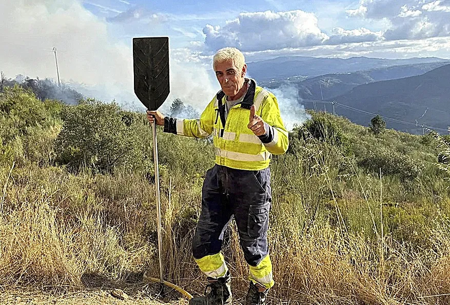 Isidro Pérez, el  pirómano  que era un  héroe :  Evitó que ardiesen casas, salvó el pueblo 