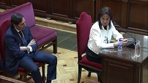 VÍDEO: Rifirrafe entre el PP y Bolaños por los ataques al juez Peinado: "Voy a denunciar las injusticias" | España