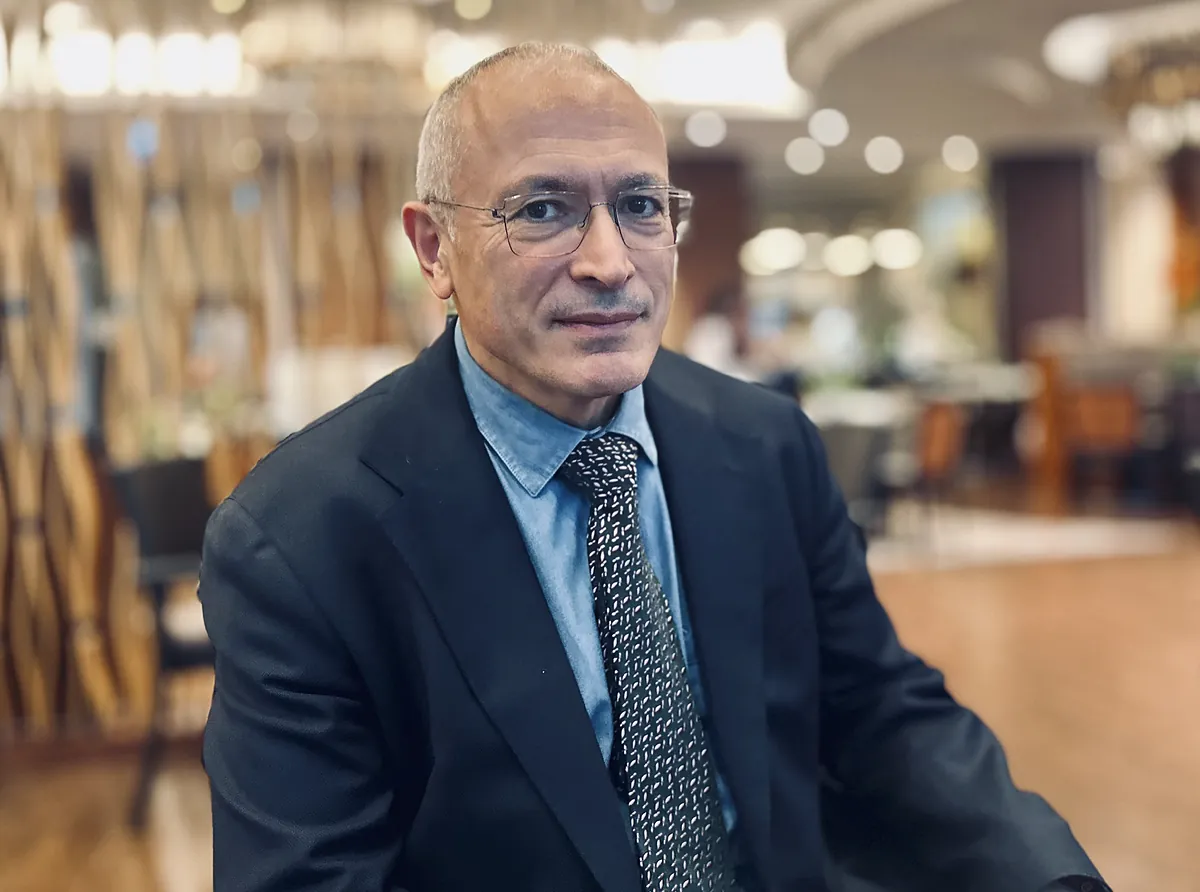 Mijail Jodorkovski: "Vladimir Putin podría poner fin a la guerra este año si Trump le muestra que no habrá un trato mejor"