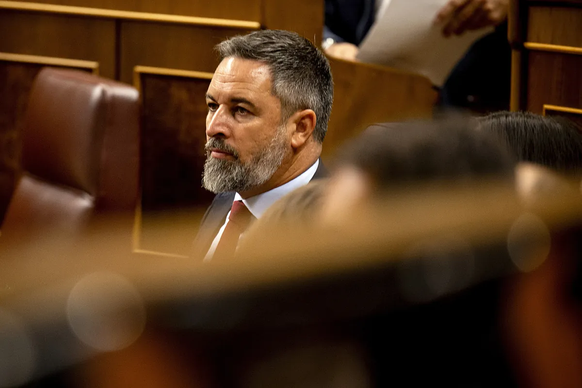 Vox cree que el PP incurrirá en  contradicciones  tras el giro en su postura migratoria