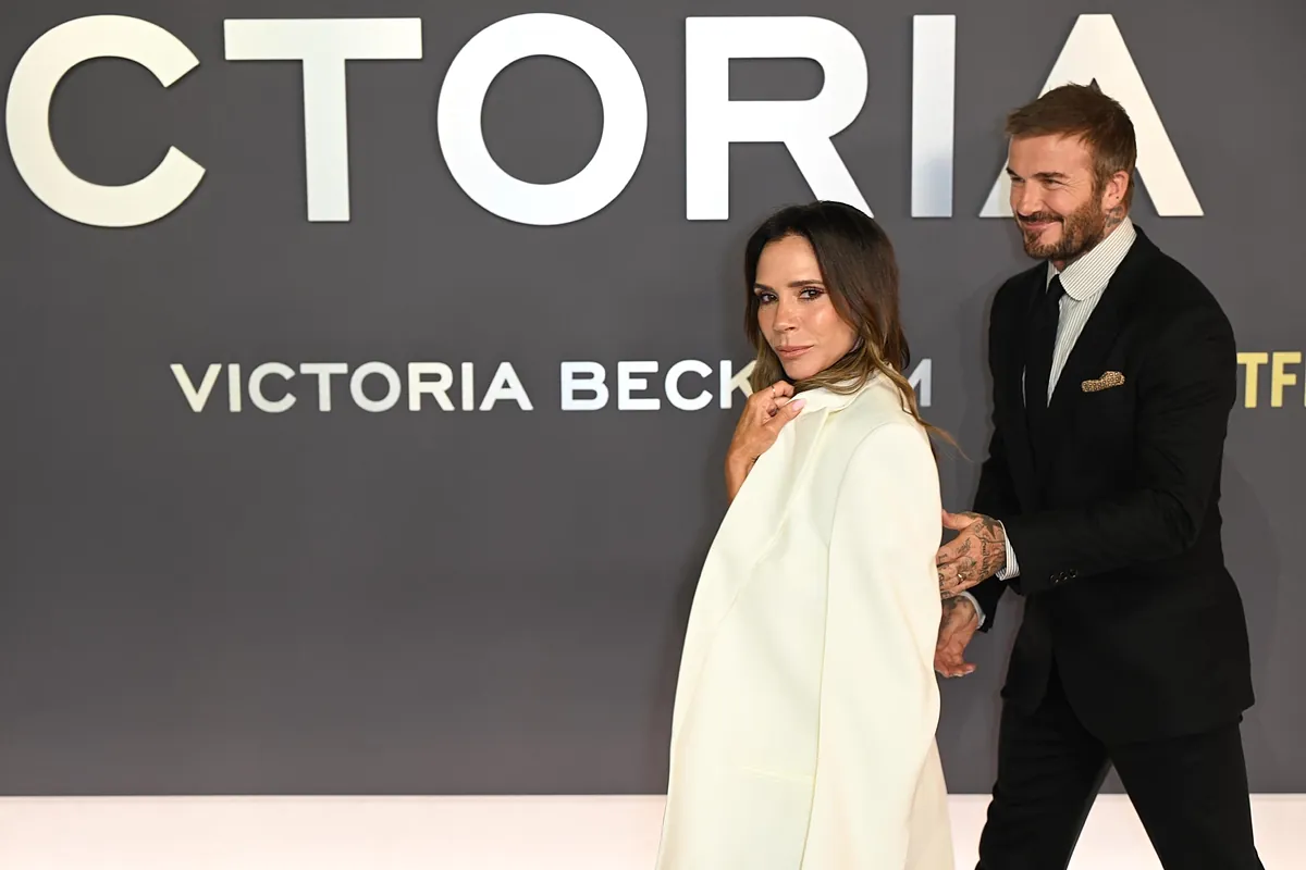 La gran noche de Victoria Beckham: estrena su documental rodeada de su familia, pero sin su hijo Brooklyn