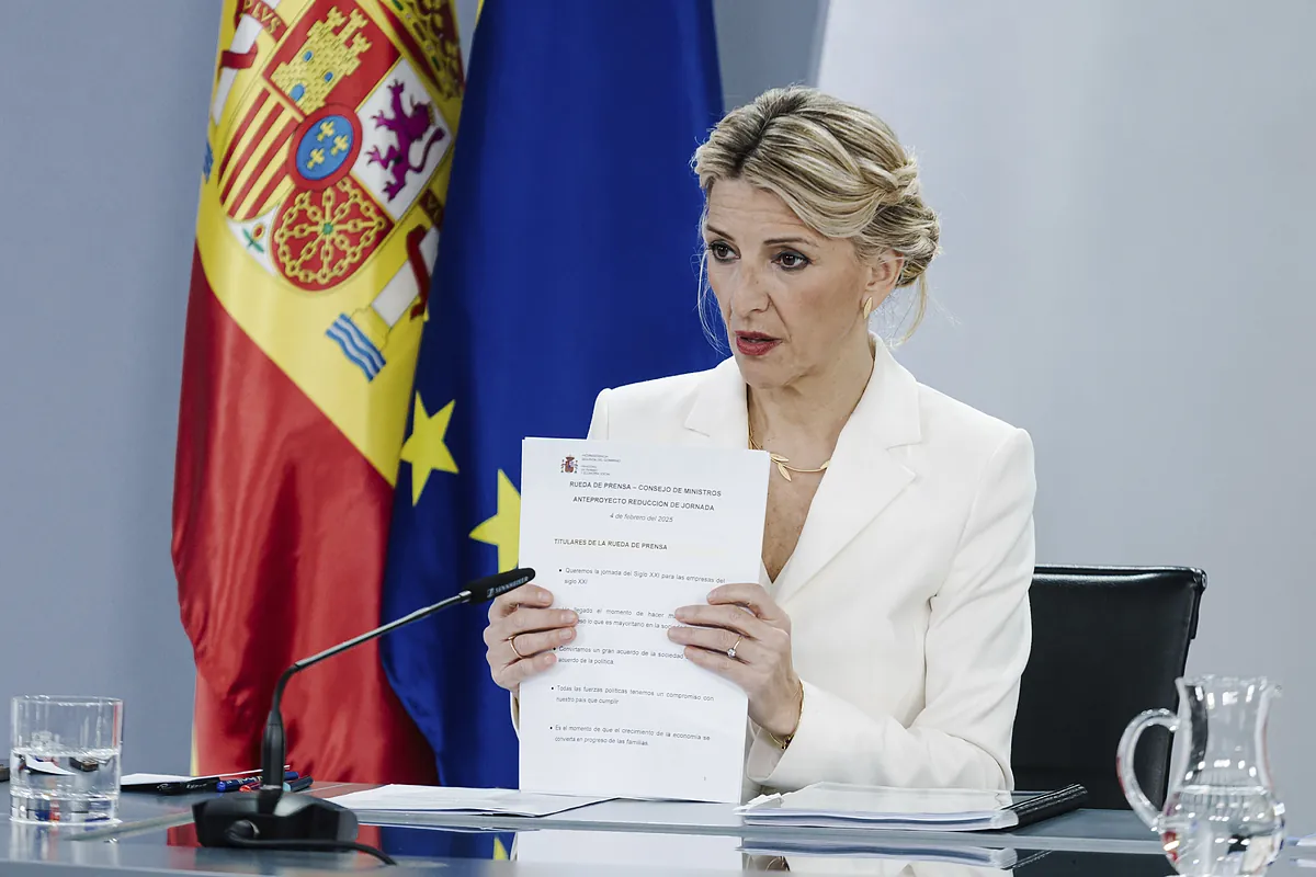 Fractura en el Gobierno: Yolanda Díaz rechaza el "exorbitado" plan millonario de gasto militar por "no ser oportuno ni conveniente"