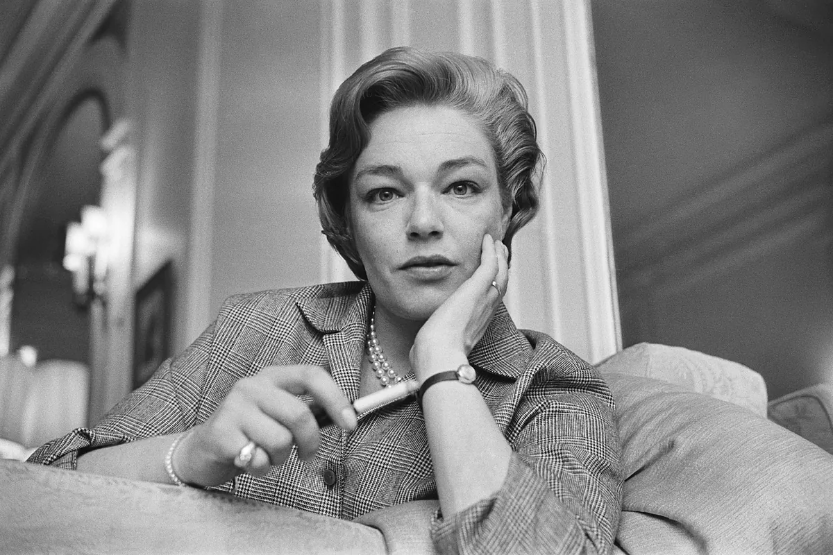 La intensa vida de Simone Signoret, la actriz que asumió que su marido sucumbiera a Marilyn