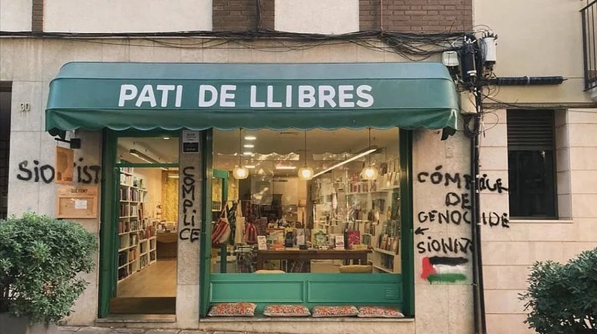 Habla Mont, la librera de Sant Cugat puesta en el punto de mira por los propalestinos: "Si pensaban generar odio hacia mi negocio, se han equivocado"