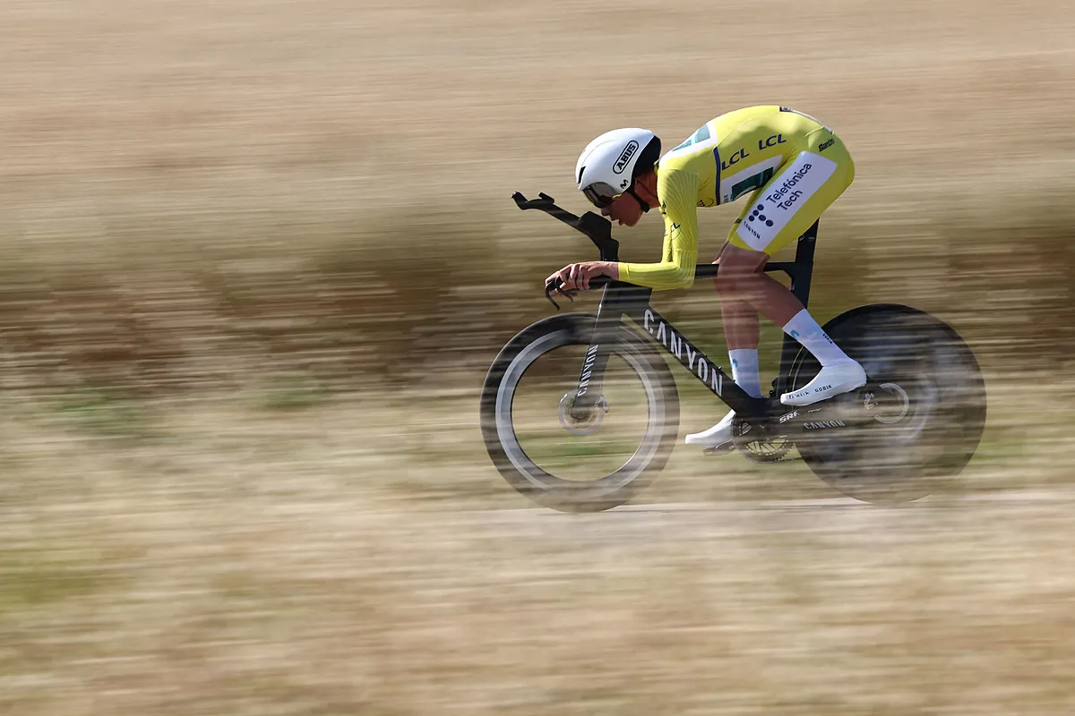 Iván Romeo, el  siberiano  que recuerda a Indurain y destinado a ser campeón del mundo