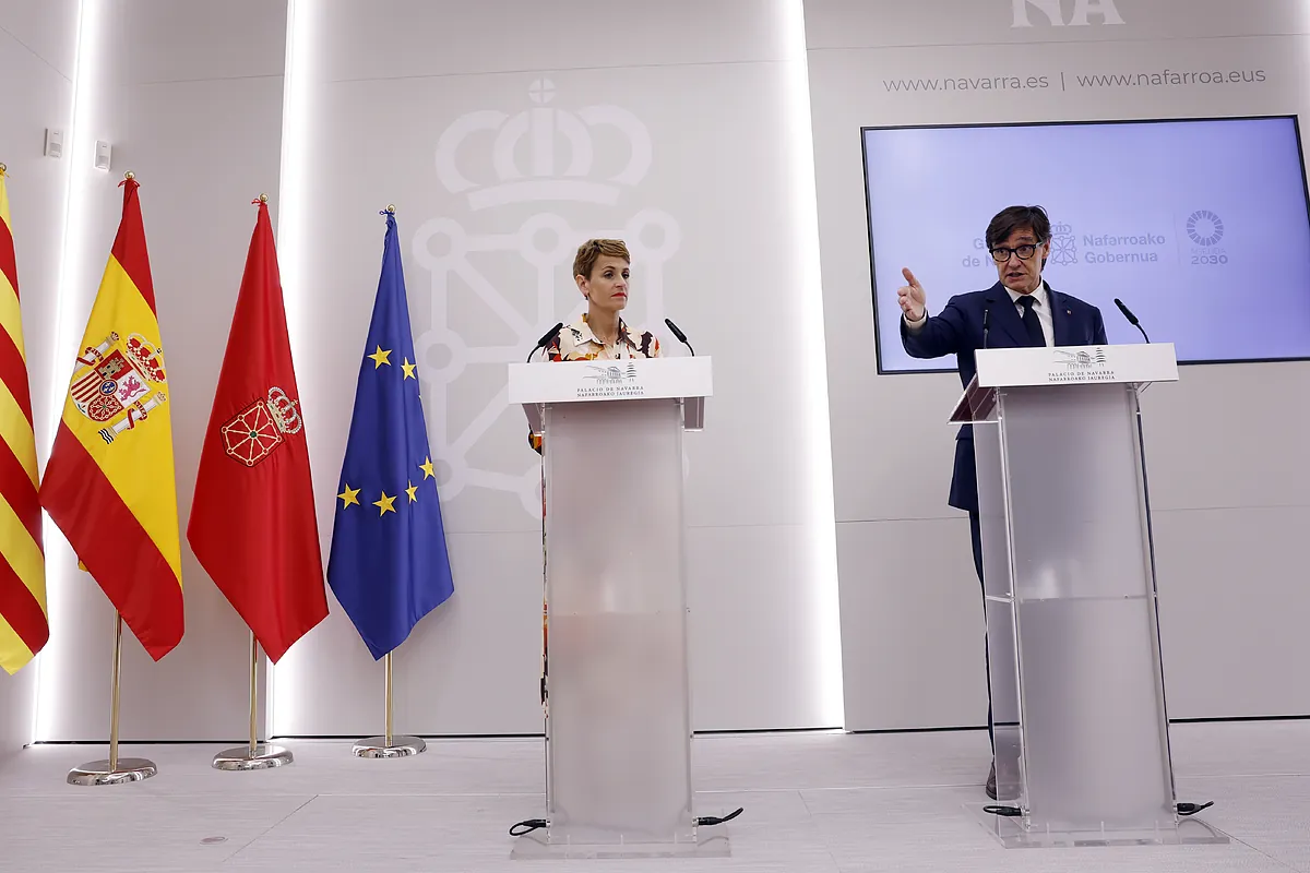 El Govern de Salvador Illa admite el caos de la DGAIA pero evita  mirar atrás : doble puerta giratoria de un concejal de ERC, negocios privados con 500 pisos protegidos...