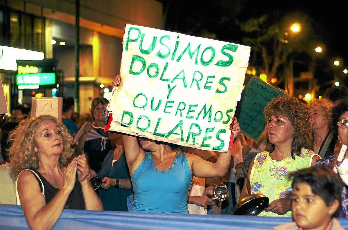 &quot;Tus dólares, tu decisión&quot;: Milei lanza un gran blanqueo para que aflore el dinero en negro de los argentinos