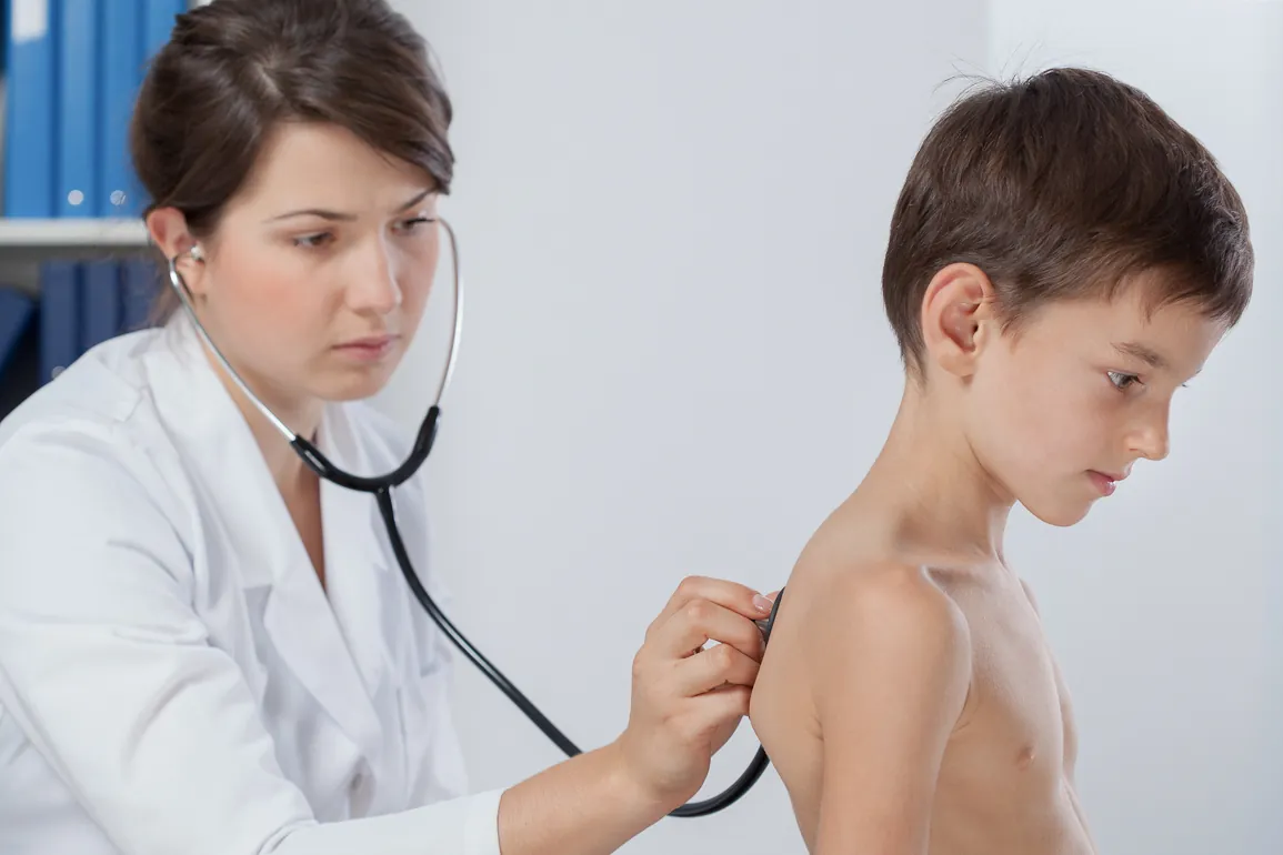 Los pediatras denuncian el aumento de las pseudoterapias :  Tenemos que defender el bienestar del niño, incluso si ello nos pone en contra de los padres 