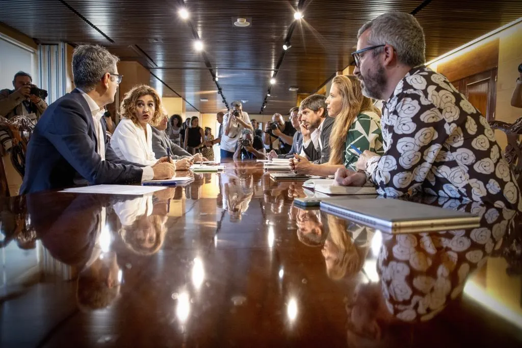 PSOE y Sumar negocian la aprobación de medidas contra Israel en el Consejo de Ministros del martes